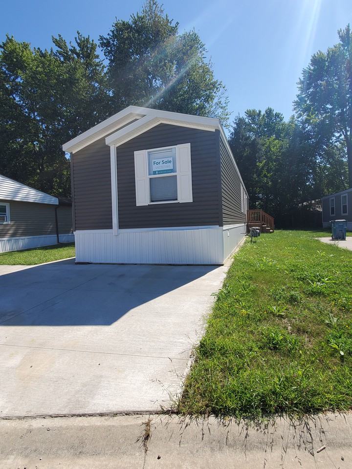 6610 Lear Nagle Rd #162 - Photo 2 of 14