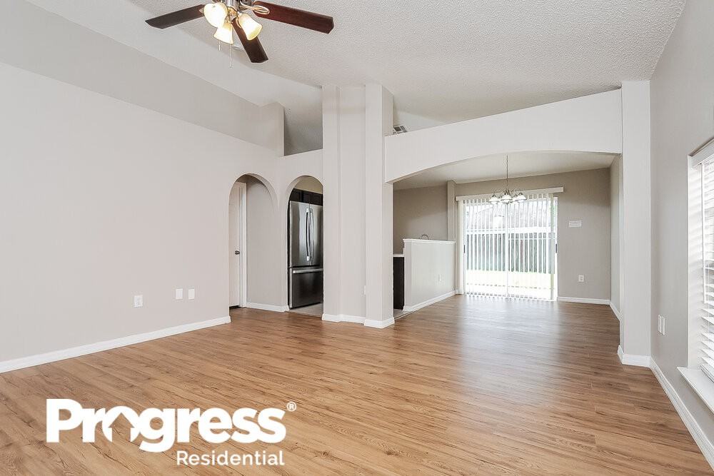 30250 Rattana Ct - Photo 3 of 16
