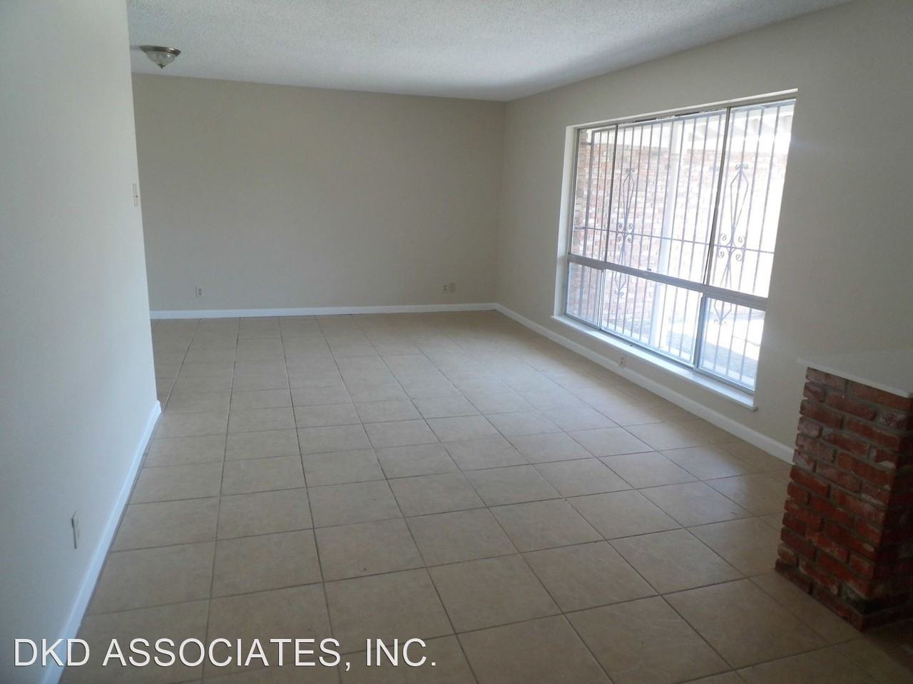 3301 Killarney St - Photo 2 of 18