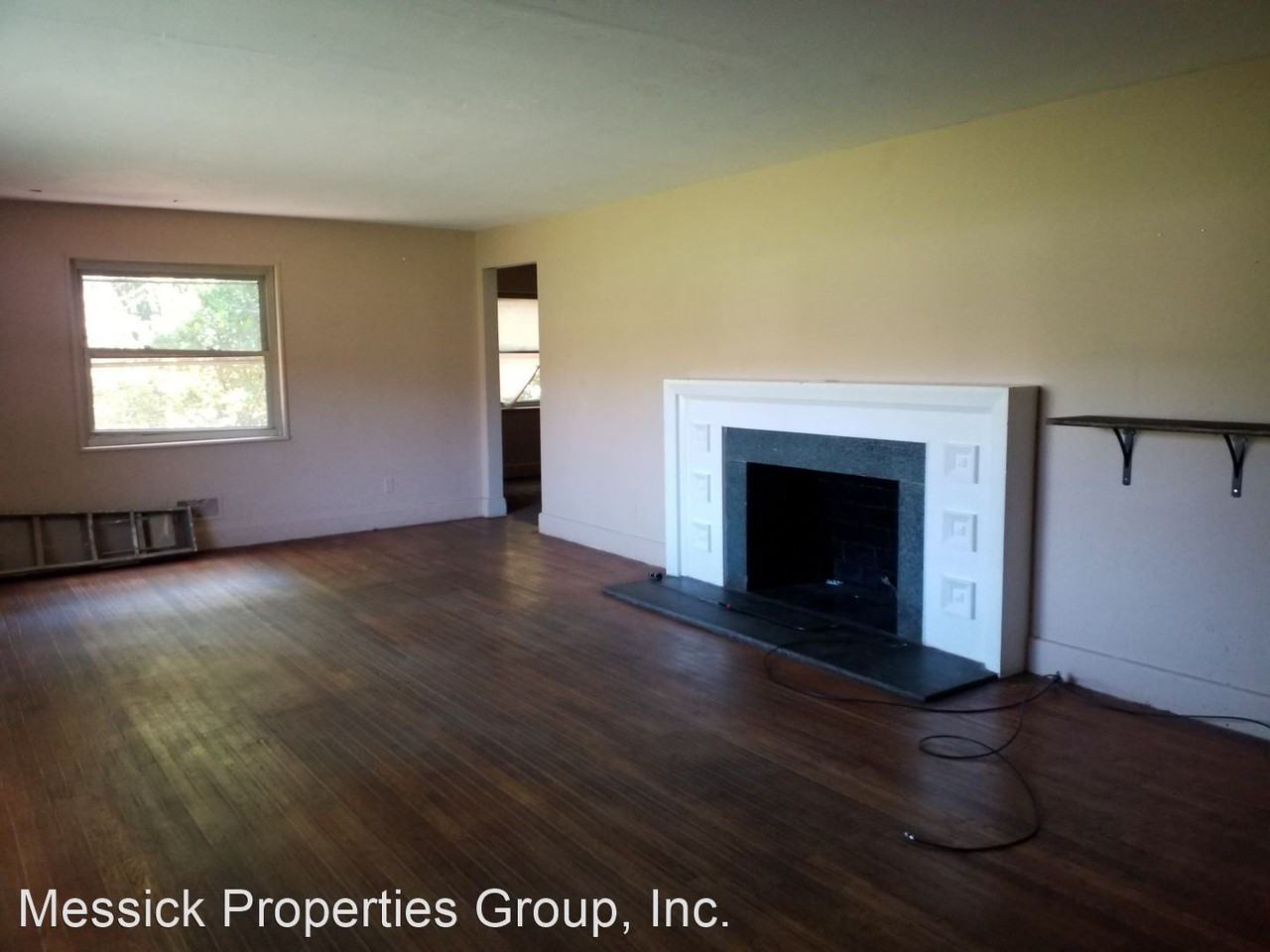 2940 Reynolda Rd - Photo 3 of 13