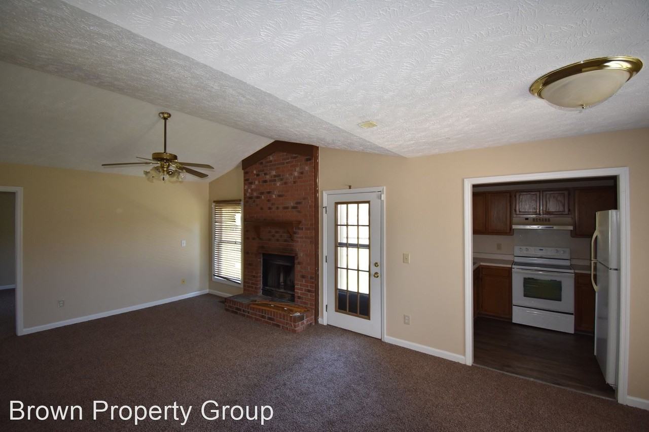 6020 Eaglechase Dr - Photo 3 of 19