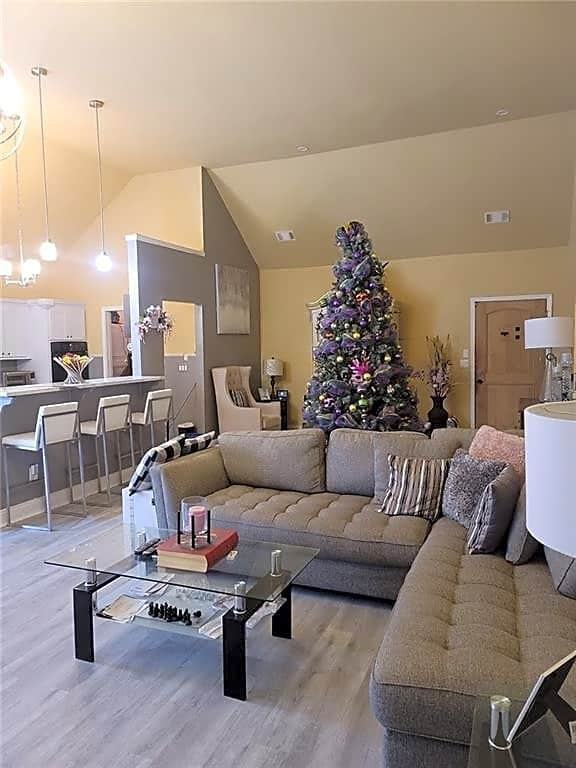 1116 5th St Nw - Photo 2 of 9