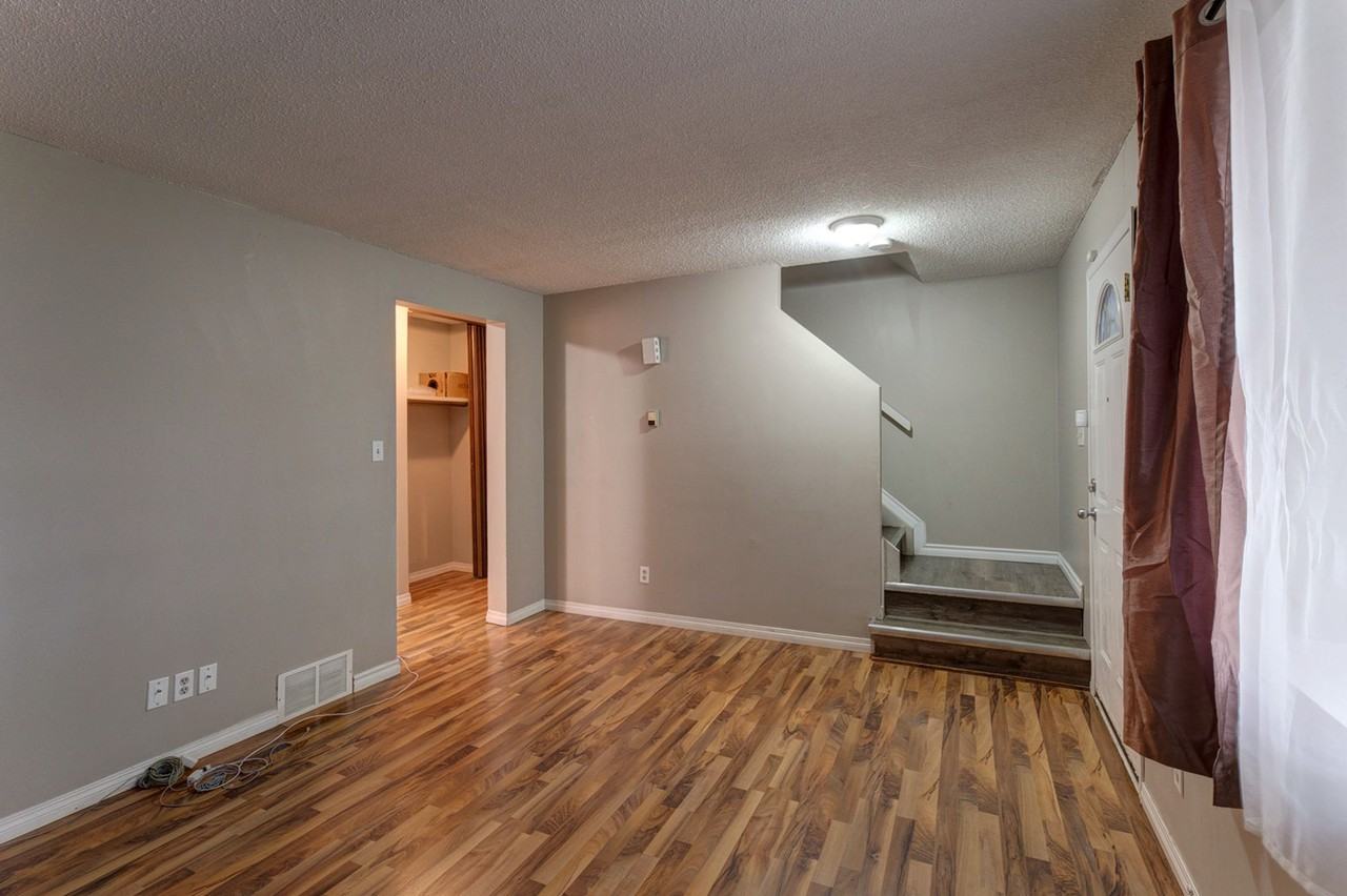 396 Hermitage Road Northwest - Photo 3 of 26