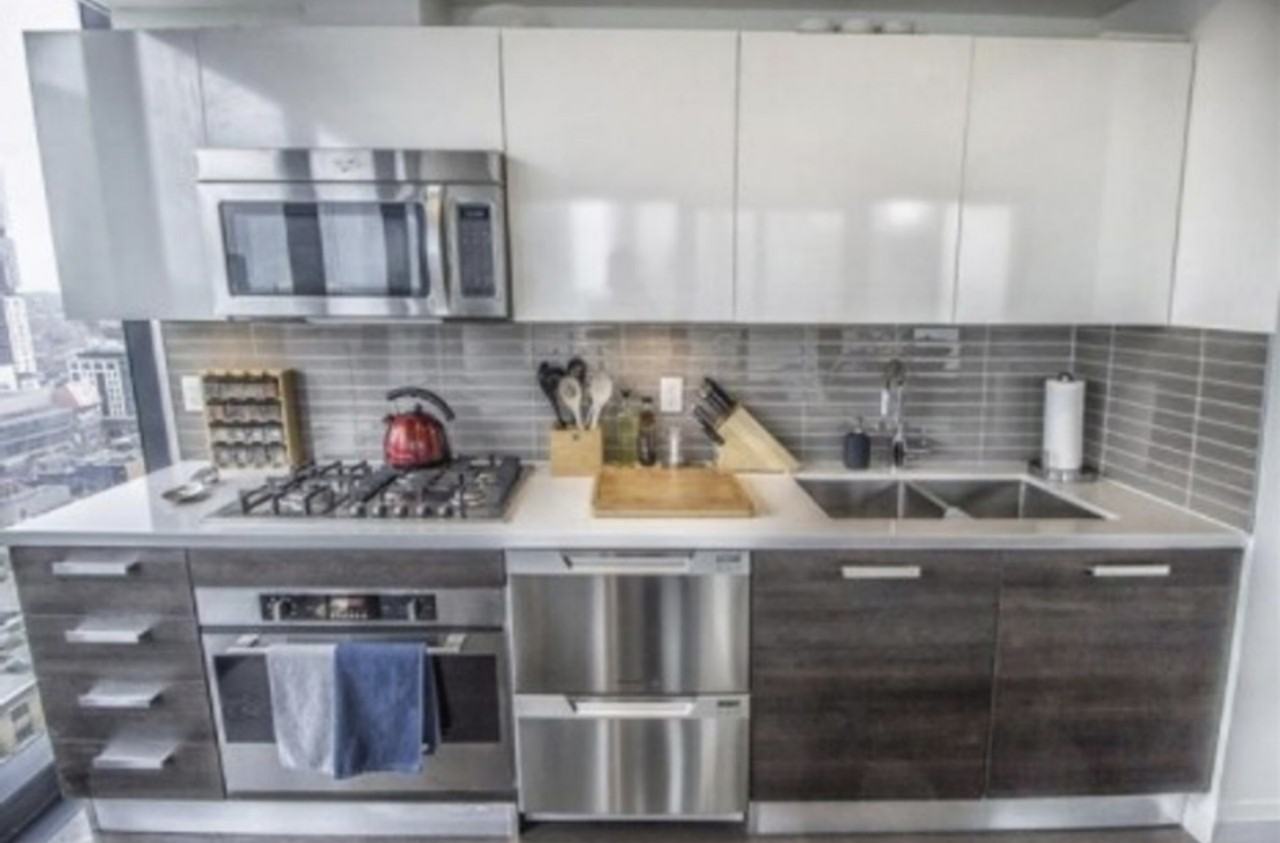224 King Street West - Photo 4 of 16