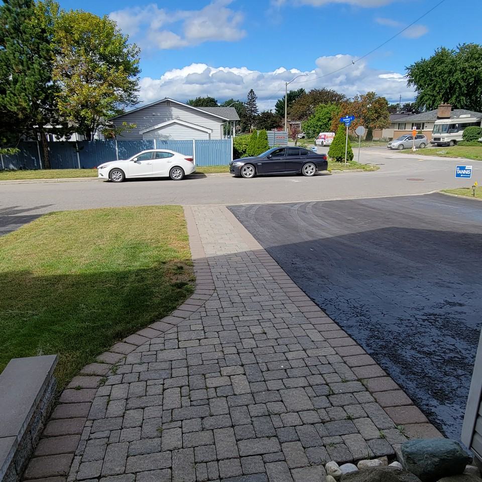 2028 Avenue P - Photo 3 of 14