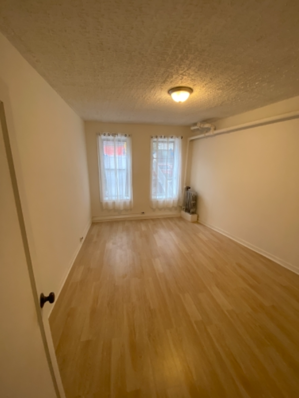 2256 Bassford Ave - Photo 3 of 6
