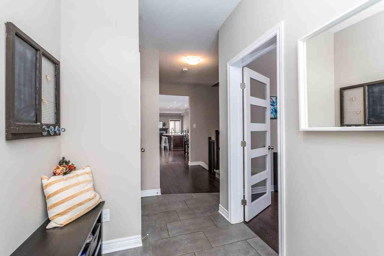 78 Watershield Ridge - Photo 5 of 29
