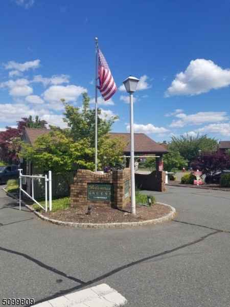 250 Ridgedale Ave Bldg H