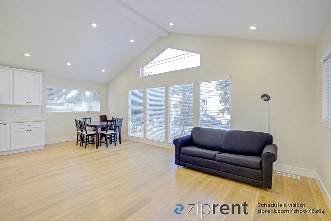 647 Kearney St - Photo 2 of 17
