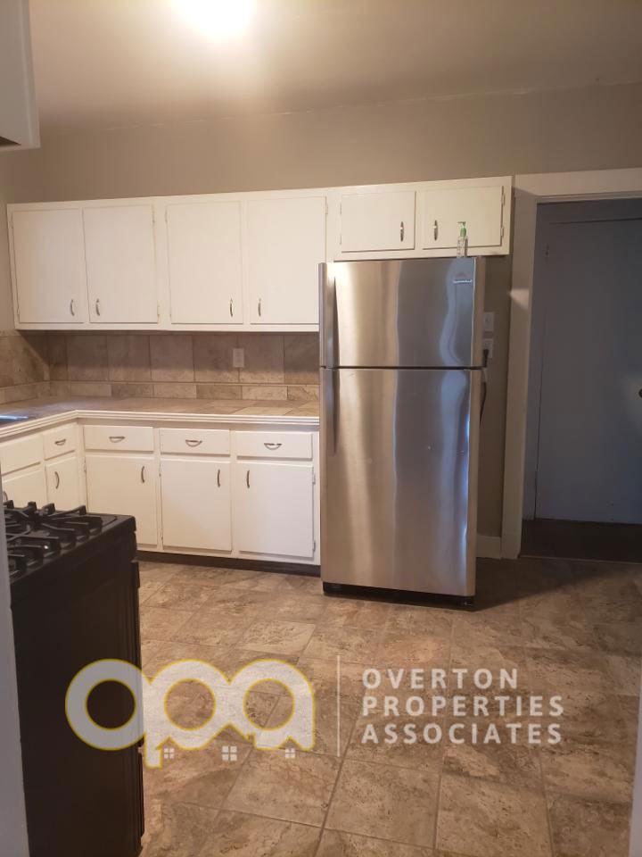 515 Hill Ave #515 - Photo 3 of 19