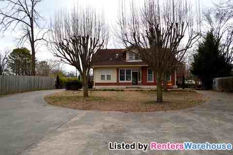 603 E Lane St - Photo 2 of 15