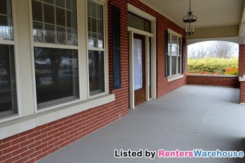 603 E Lane St - Photo 3 of 15