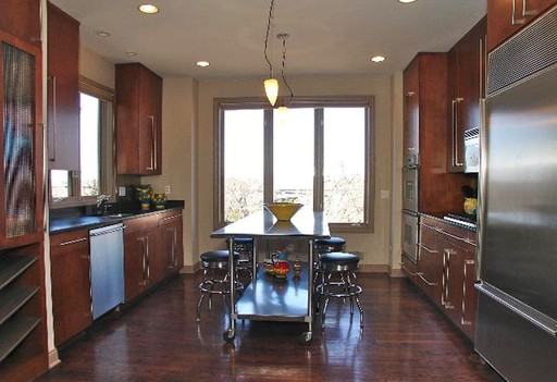 90 Groveland Terrace - Photo 3 of 10