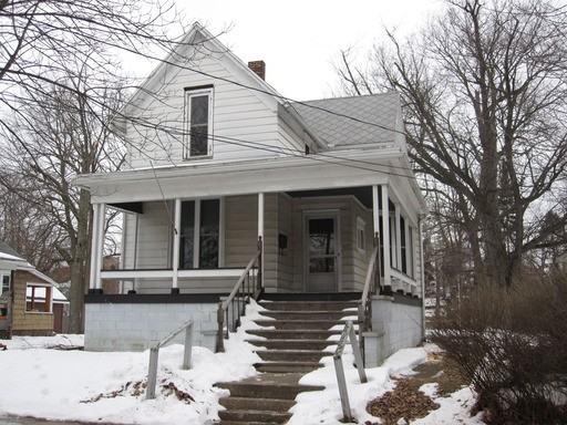 212 Pottawattomi Dr - Photo 2 of 11