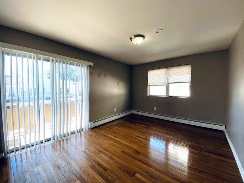 183 Fairview Ave #6 - Photo 3 of 6