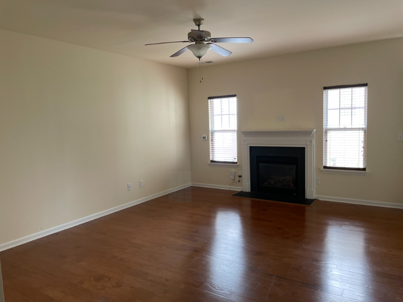 2097 Shady Pond Dr - Photo 2 of 18