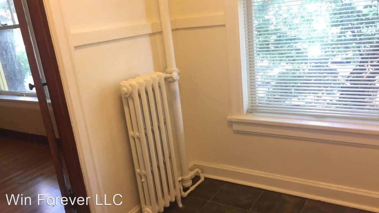 821 9th Avenue - Photo 3 of 8