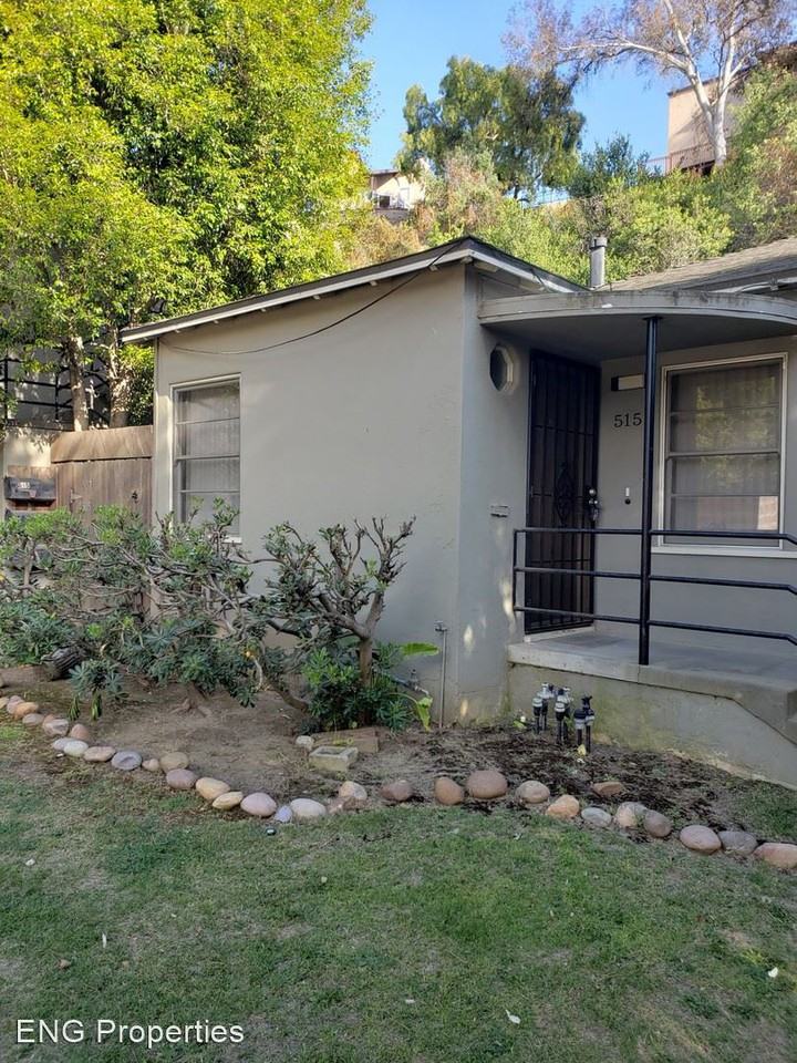 505 - 517 W. Maple Street - Photo 2 of 18