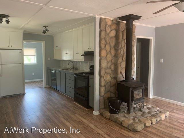 1320 Shasta Way - Photo 2 of 11