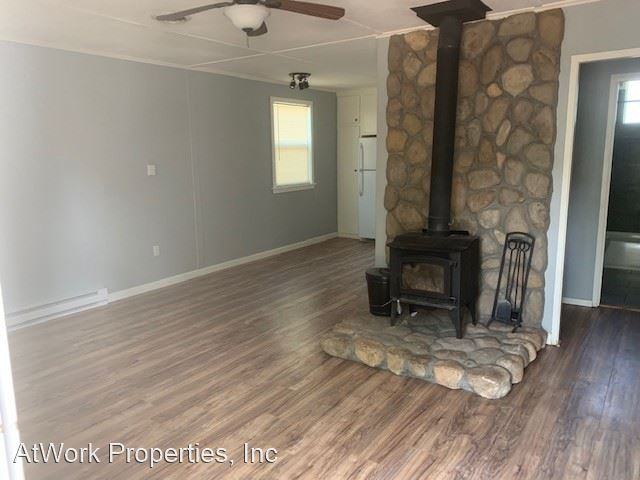 1320 Shasta Way - Photo 3 of 11