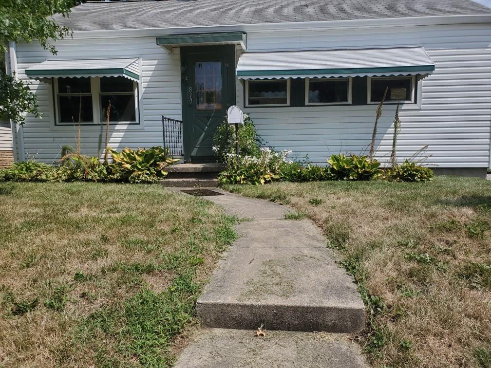 819 S 29th St - Photo 4 of 5