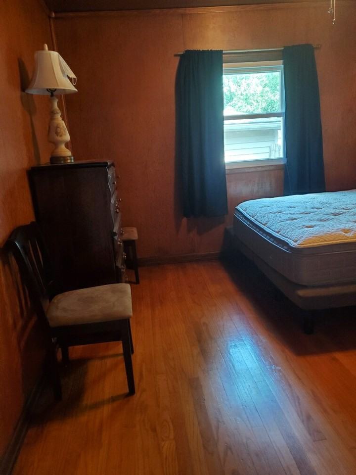 819 S 29th St - Photo 3 of 5