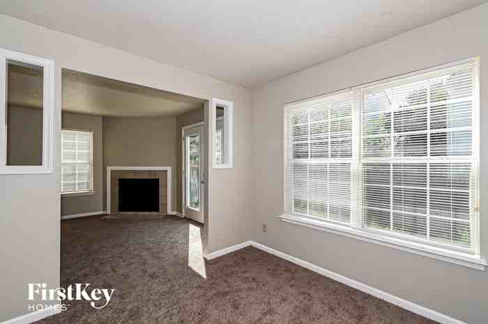 6755 Pembridge Way - Photo 3 of 15