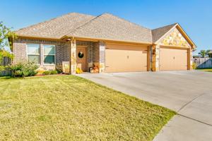 featured image of 301 Amethyst Ct #301
