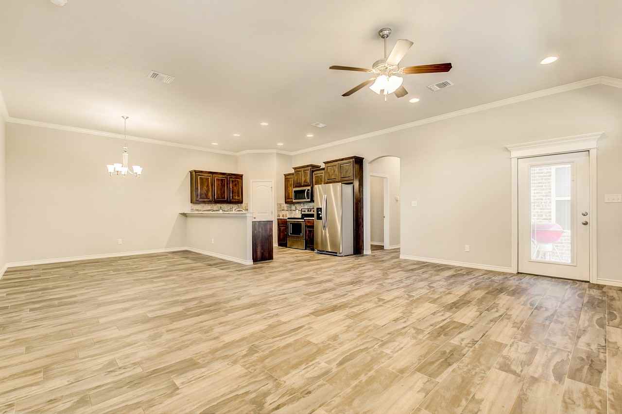 301 Amethyst Ct #301 - Photo 3 of 35