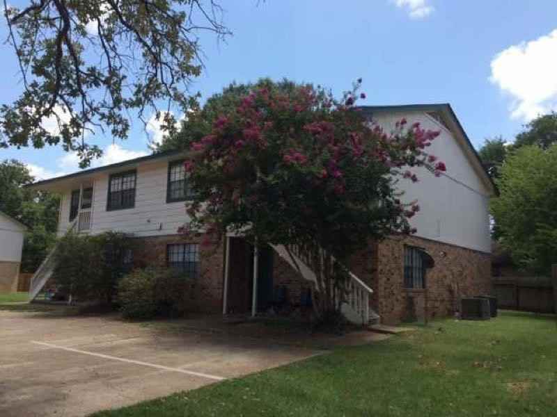 800 Navarro Drive #C - Photo 3 of 10