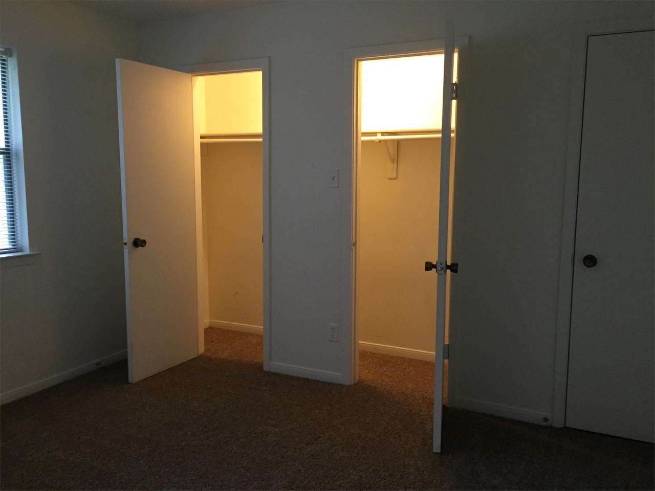 800 Navarro Drive #C - Photo 4 of 10