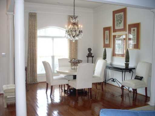 6409 Daviswood Ct - Photo 3 of 16