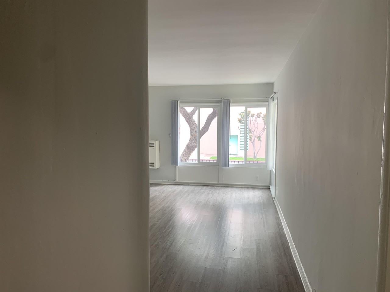 855 S Oxford Ave #2 - Photo 2 of 12