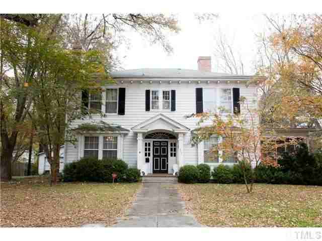 306 Sunset Ave - Photo 3 of 20