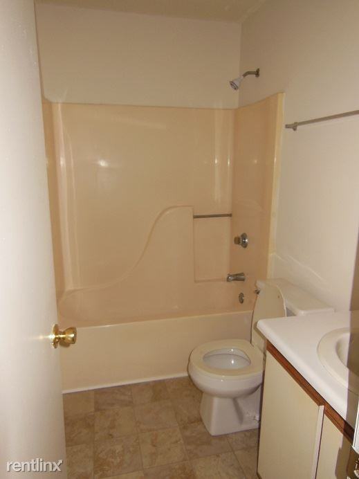 Forest Glen Apartments 2649 Macgregor Downs Rd, Greenville, NC 27834