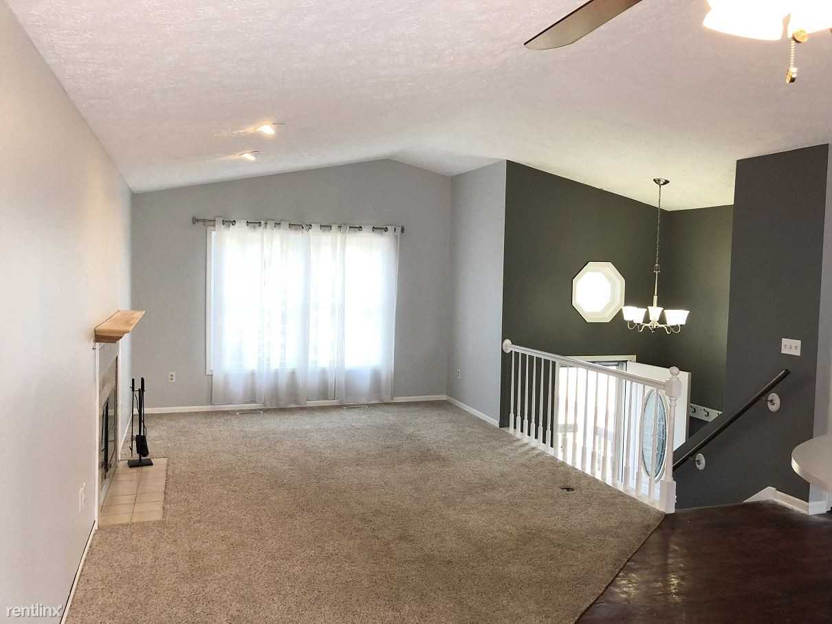 7175 Nottingham Dr - Photo 3 of 11