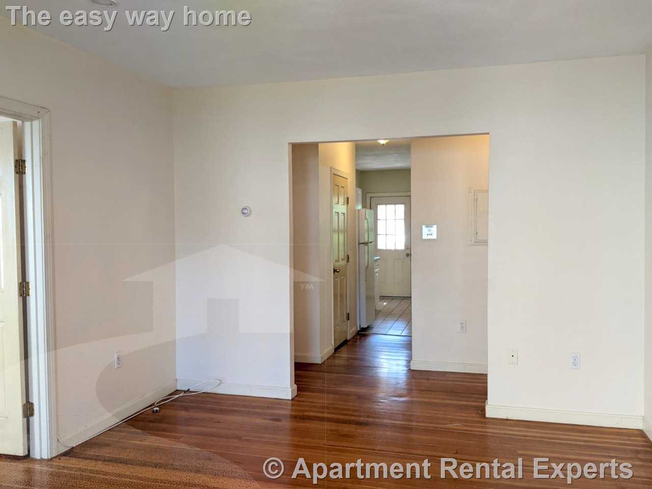 12 Pearl St #1L - Photo 3 of 25