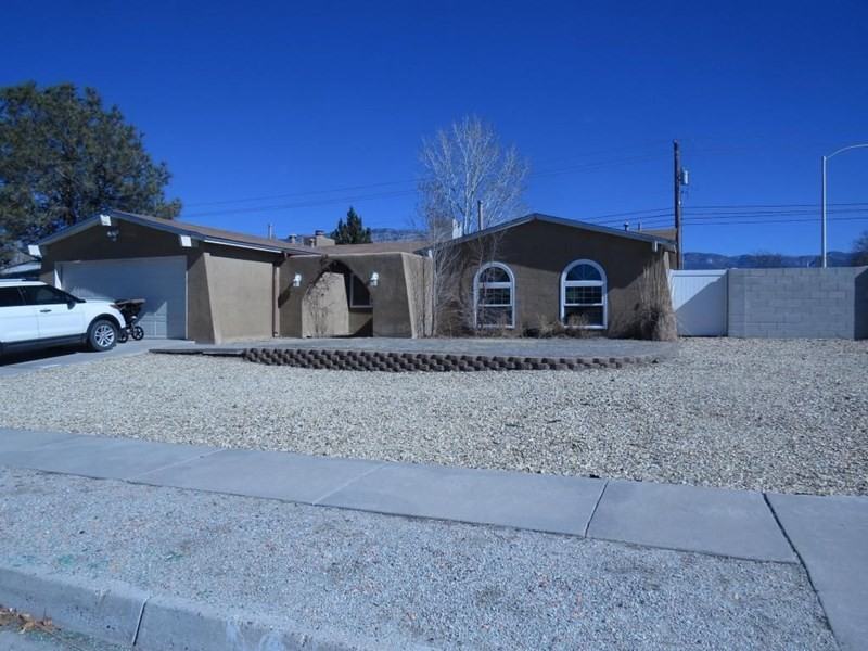 7500 St Clair St NE - Photo 3 of 23