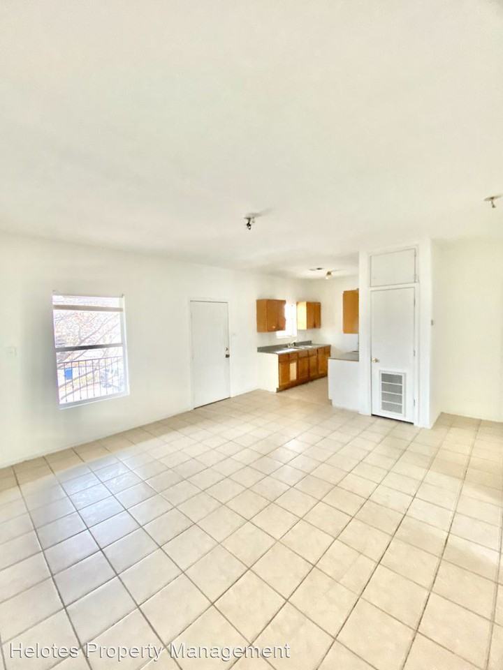 1702 W. Craig Pl - Photo 3 of 14