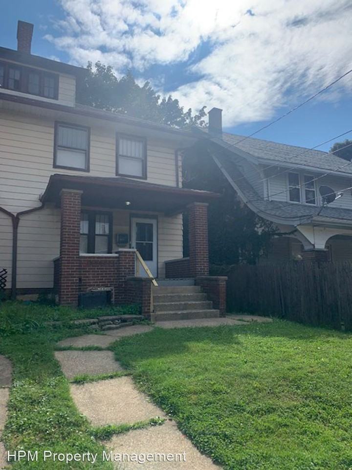 1604-1606 Yale Ave NW - Photo 2 of 13