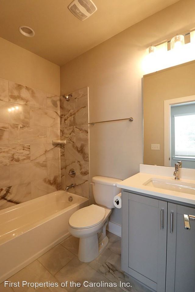 2643 Norfolk Ave - Photo 2 of 25