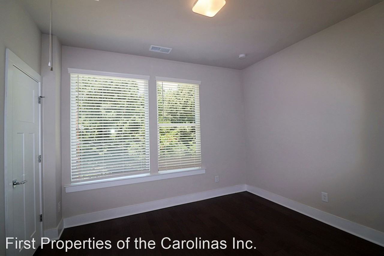 2643 Norfolk Ave - Photo 3 of 25