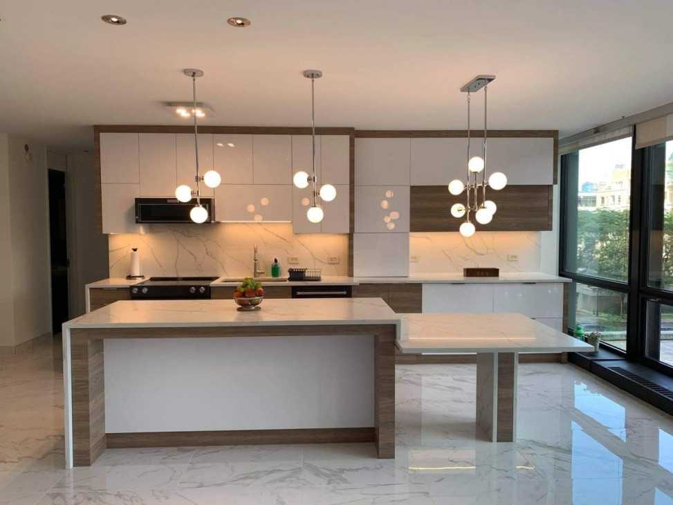 2 2 Westmount-Square - Photo 3 of 17