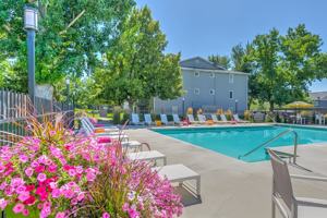 featured image of 930 N Maple Grove Rd