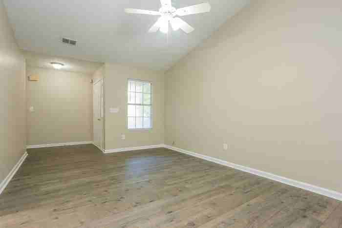 5415 Glen Haven Dr - Photo 2 of 15