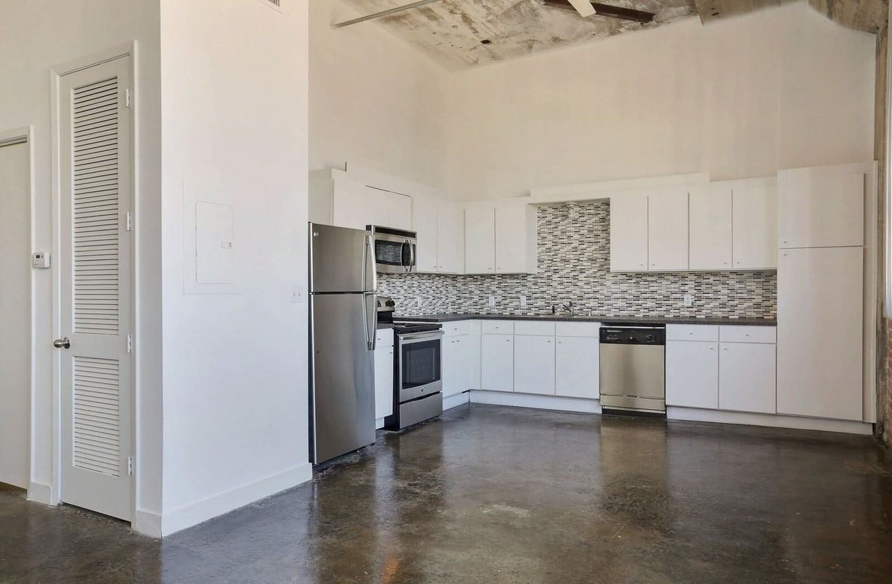 3435 Commerce Street #C310 - Photo 3 of 13