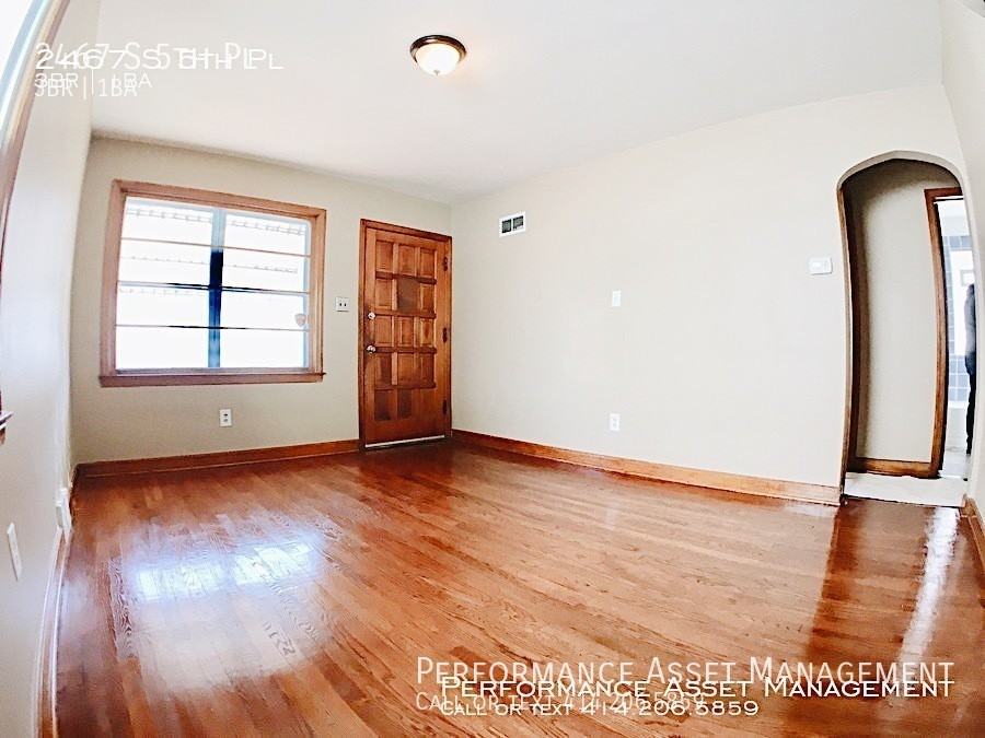 2467 S 5th Pl - Photo 2 of 12