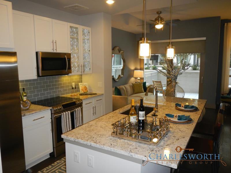 2 Peachtree St Nw #0 - Photo 3 of 17