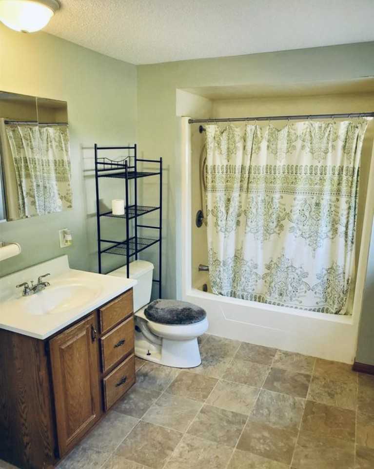 808 Tenplus Street - Photo 3 of 13