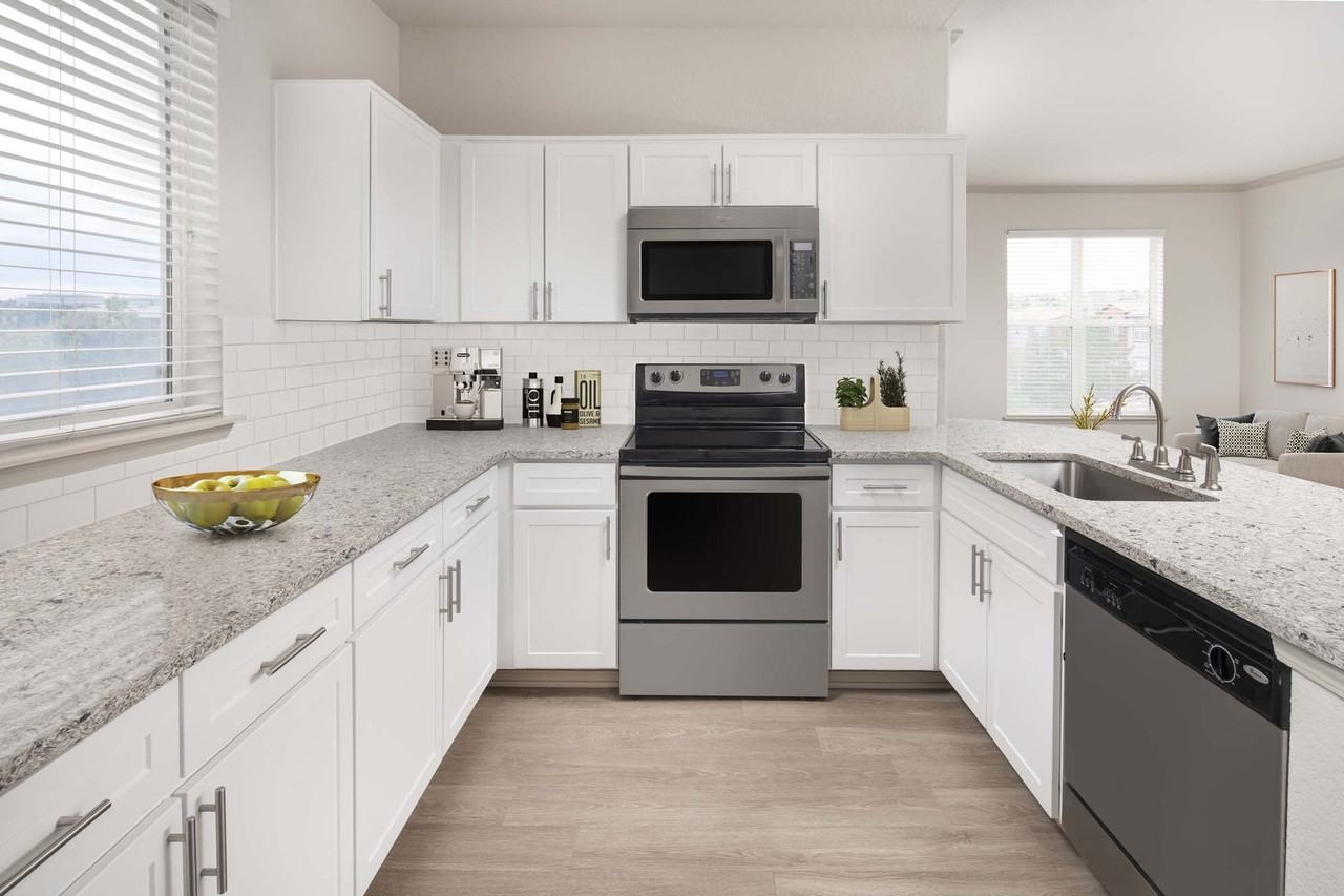 Camden Interlocken - Photo 3 of 37